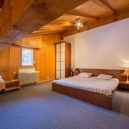 Ecluses 18 - Close To Lift & Centre - Apartment *