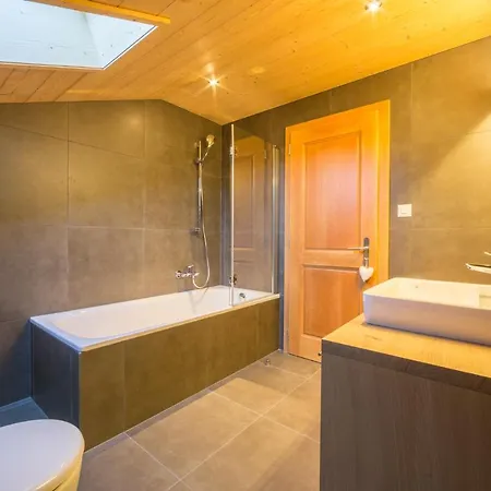 شقة Ecluses 18 - Close To Lift & Centre - نينداز