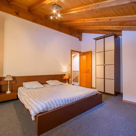 Ecluses 18 - Close To Lift & Centre - *